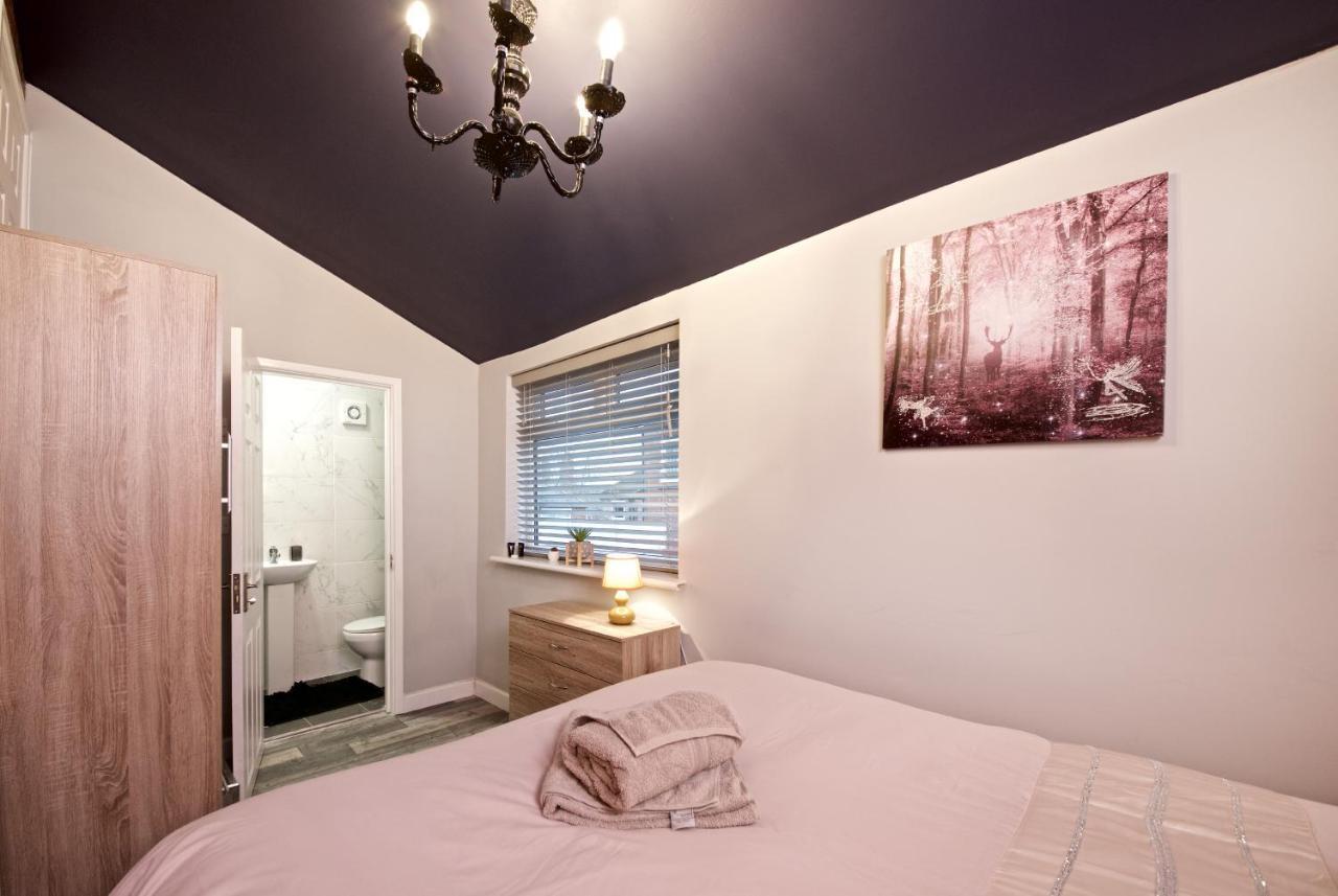 Beautiful Cozy Home With Free Parking Manchester Extérieur photo