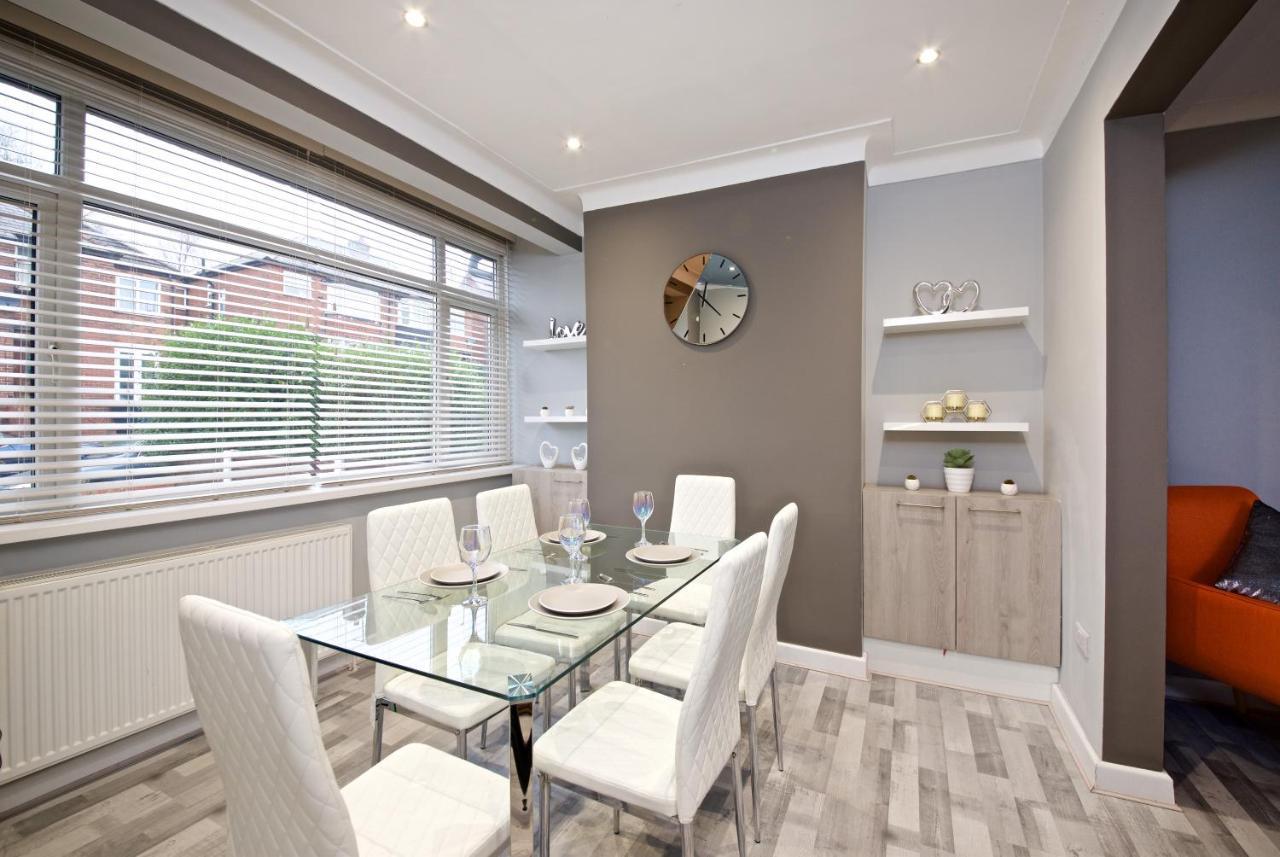 Beautiful Cozy Home With Free Parking Manchester Extérieur photo