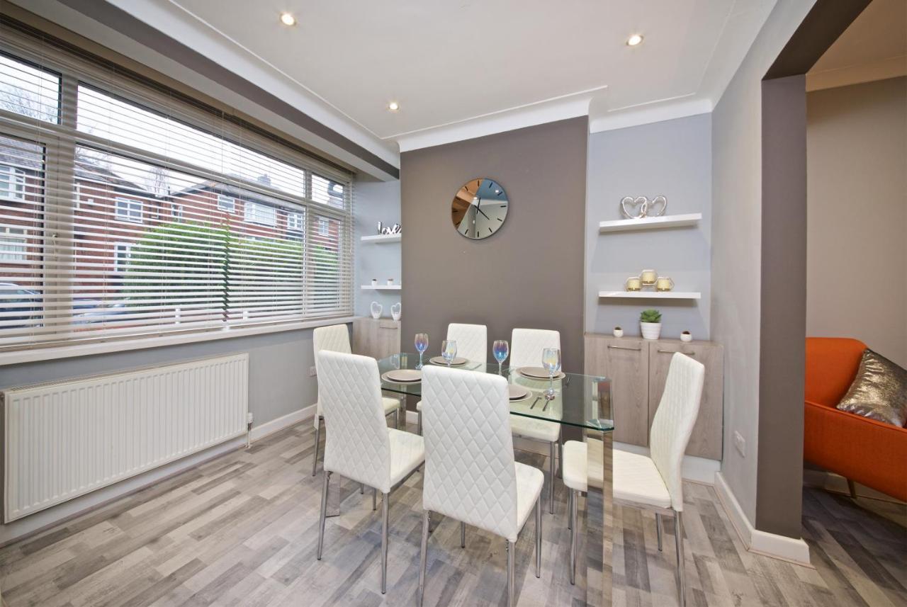 Beautiful Cozy Home With Free Parking Manchester Extérieur photo